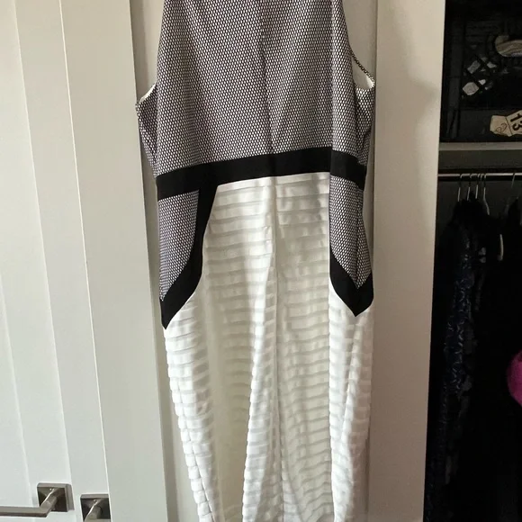 Like New - Worn Only Once or Twice. Beautiful white dress adorned w/ black lace - Picture 3 of 3